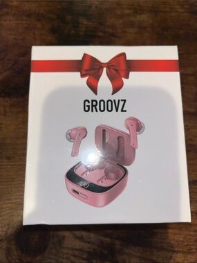 Pink True Wireless Earbud Headphones (NWT Never Opened)